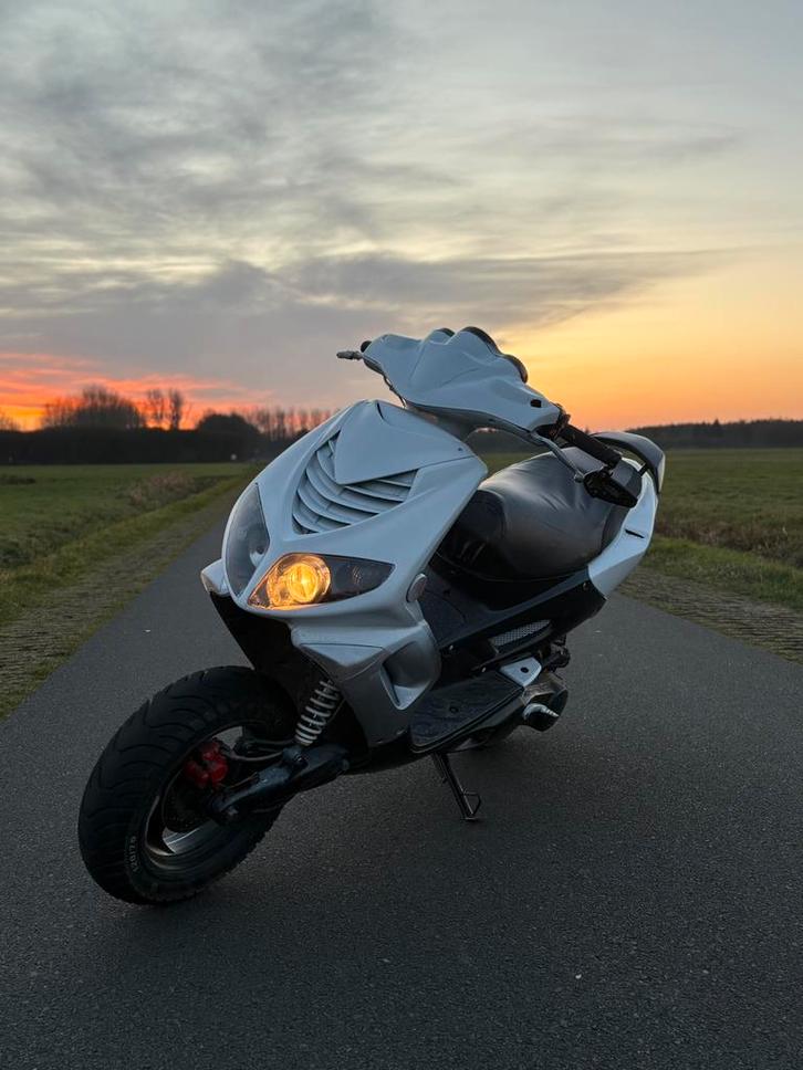 Speedfight 2. DD, Motoren, Tuning en Styling, Ophalen