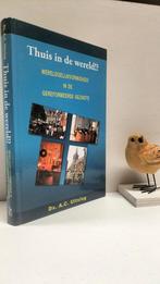 Uitslag, Ds. A.C.; Thuis in de wereld!?, Ophalen of Verzenden, Gelezen, Christendom | Protestants