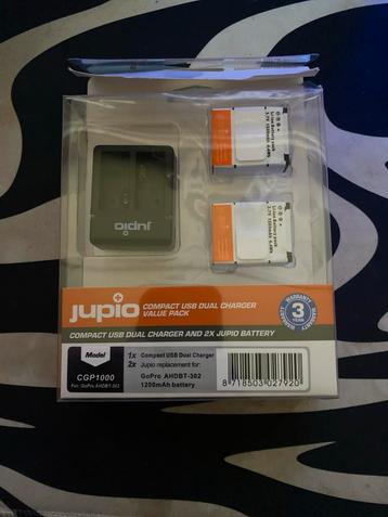 GoPro Charger + Batterijen - Nieuw in Verpakking beschikbaar voor biedingen