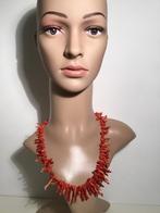 Antiek Bloedkoraal  Collier ( in Hilversum ), Ophalen of Verzenden, Ketting, Met edelsteen