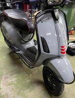 Vespa Sprint Nardo Grey 2020 (Schade), Fietsen en Brommers, Ophalen, Gebruikt, Overige modellen, Benzine