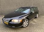 Volvo V70 2.4 170PK AUT 2006 Zwart, Auto's, 1800 kg, Zwart, Navigatiesysteem, 2435 cc