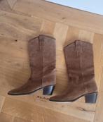 Closed Toral laarzen dames bruin suede 40, Kleding | Dames, Schoenen, Ophalen of Verzenden, Zo goed als nieuw, Bruin, Hoge laarzen