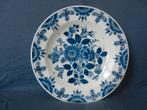 Blauw rond aardewerk bord Ram Arnhem diam. 27 cm. Mint., Ophalen of Verzenden