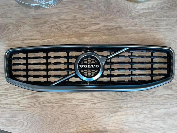 Volvo S60 MK3 Grill - Vanaf 2019, Auto-onderdelen, Carrosserie en Plaatwerk, Bumper, Volvo, Voor, Gebruikt, Ophalen of Verzenden