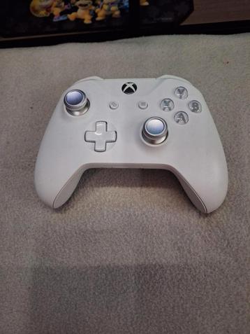 Xbox One Hall Effect sticks  beschikbaar voor biedingen