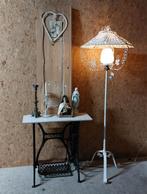 smeedijzeren vloerlamp uniek model brocante styl, Antiek en Kunst, Ophalen