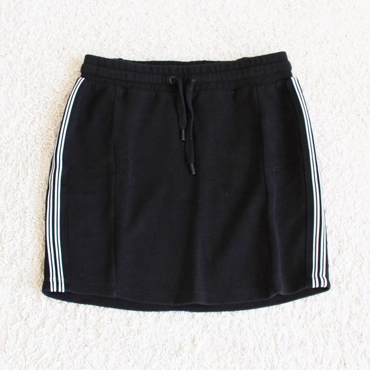 Mooi AV Rokje (M) - 87 € 20,-, Kleding | Dames, Rokken, Zo goed als nieuw, Maat 38/40 (M), Zwart, Boven de knie, Ophalen of Verzenden