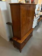 Antieke kast walnoot, vintage buffetkast Frankrijk, Ophalen