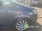 Scherm rechts-voor van een Opel Zafira (4XU), Auto-onderdelen, Gebruikt, -, -, Opel