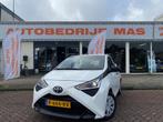 Toyota Aygo 1.0 VVT-i x-fun 2 jr Apk Led Airco Cruise Contro, Voorwielaandrijving, Gebruikt, Euro 6, 4 stoelen