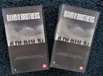 VHS: Band of Brothers compleet. 2 Cassettes/4 videobanden., Vanaf 16 jaar, Ophalen of Verzenden, Gebruikt, Drama