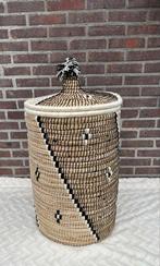 Prachtige Marokkaanse Berber Bohemian Ibiza pom pom XXL mand, Nieuw, Mand, Ophalen of Verzenden