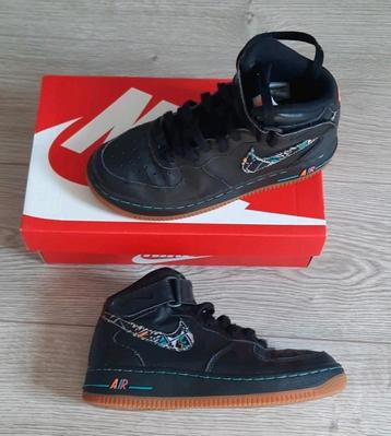 Nike sportschoenen maat 36,5 Nieuw in doos beschikbaar voor biedingen