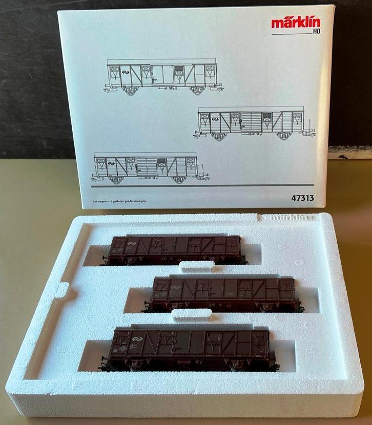 MäRKLIN H0 # 47313 SET " 3 GESL. GOEDERENWAGENS NS" N in OVP, Hobby en Vrije tijd, Modeltreinen | H0, Nieuw, Wagon, Wisselstroom