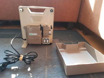 Super 8, 720 imac Projector  beschikbaar voor biedingen