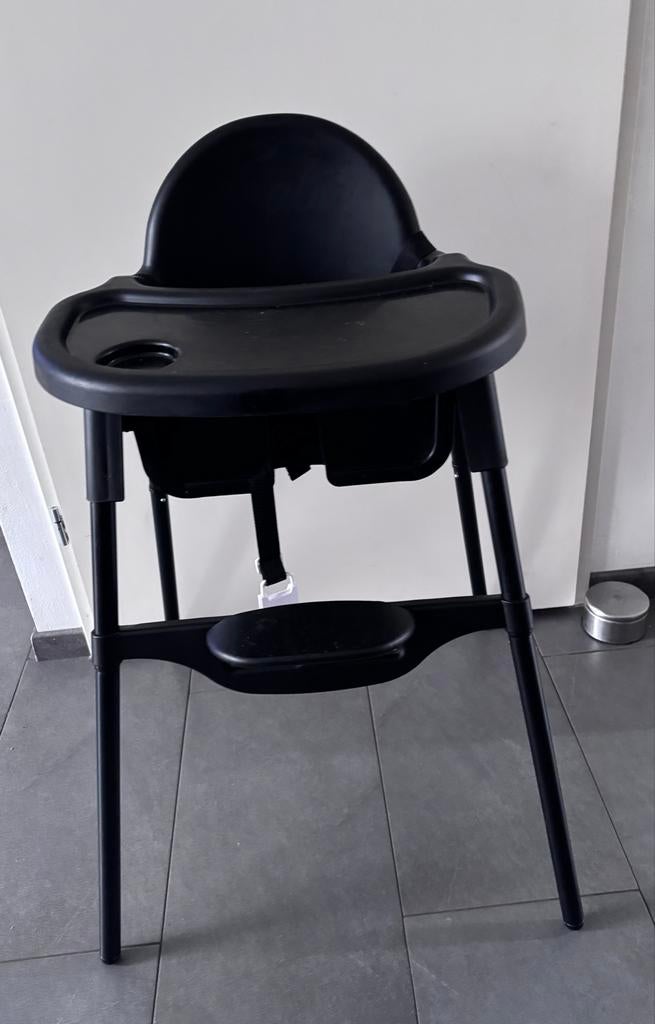 Compacte kinderstoel Ikea makkelijk mee te nemen, Kinderen en Baby's, Kinderstoelen, Ophalen, Gebruikt, Inklapstoel, Afneembaar eetblad