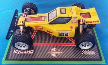 Vintage Kyosho Optima 4wd-series met Tomahawk carrosserie beschikbaar voor biedingen