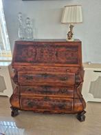 Wortelnoten secretaire, Ophalen