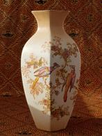 Mooie antieke Crown Ducal vaas uit Engeland 23,8 cm. 1900., Antiek en Kunst, Antiek | Vazen, Ophalen of Verzenden