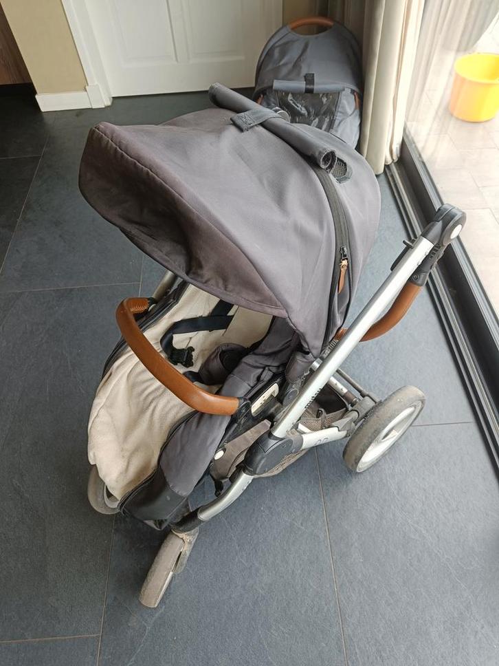 Mutsy Urban Nomad Grey kinderwagen - compleet, Kinderen en Baby's, Kinderwagens en Combinaties, Gebruikt, Mutsy, Ophalen