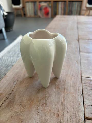 Bloempot / tandborstelhouder ceramisch vorm kies beschikbaar voor biedingen