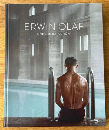 Erwin Olaf. Unheimlich Schön beschikbaar voor biedingen