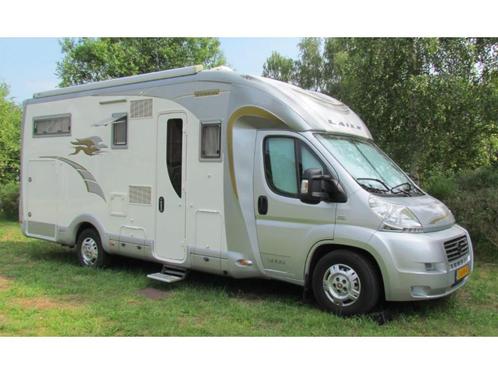Laika Kreos 5009 Lengtebed, automaat, Caravans en Kamperen, Campers, Bedrijf, Half-integraal, tot en met 2, Overige merken, Diesel