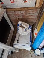 2,5 zak zandcement mortel, Doe-het-zelf en Verbouw, Metselstenen, Ophalen, Zo goed als nieuw, Overige typen