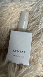 Sensai absolute silk micro essence in lotion 8ml, Verzenden, Nieuw, Gehele gezicht, Verzorging