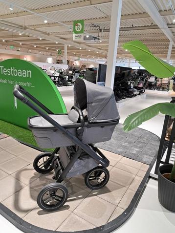 Showmodel Dubatti One E5 Grey Kinderwagen 2-1  beschikbaar voor biedingen