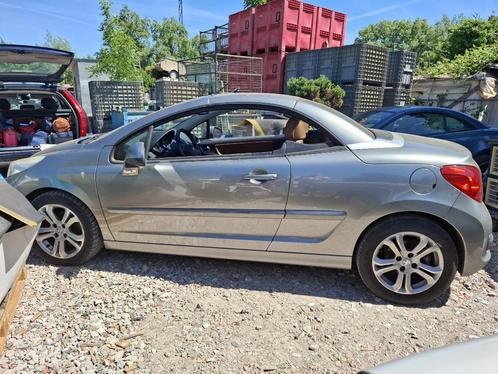 Peugeot 207 Premiere  1.6 16V CC 88KW 2007 Grijs, Auto's, Peugeot, Particulier, ABS, Airbags, Airconditioning, Alarm, Boordcomputer
