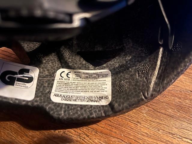 ABUS Fietshelm Urban 3.0, Fietsen en Brommers, Fietsaccessoires | Fietshelmen, Zo goed als nieuw, Heer of Dame, Ophalen of Verzenden