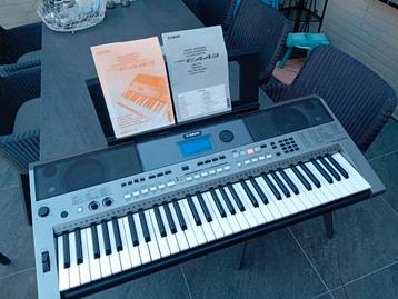 Yamaha psr e443. beschikbaar voor biedingen
