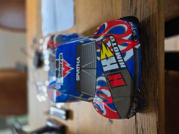 Mooie en goede Himoto afstandbestuurbare auto...60km beschikbaar voor biedingen