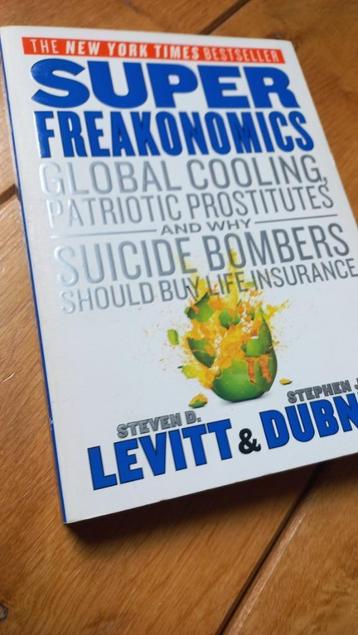 SuperFreakonomics - zgan beschikbaar voor biedingen