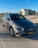 Mercedes-Benz B-Klasse B180 Launch Edition (2019), Auto's, Mercedes-Benz, 136 pk, Zwart, 4 cilinders, 700 kg