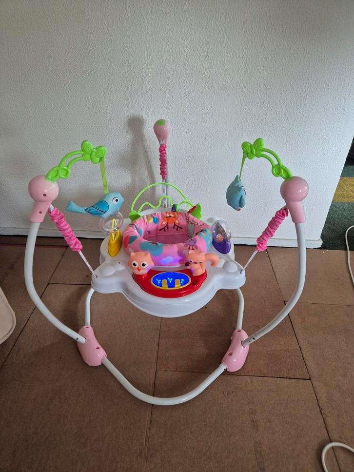 Roze baby bouncer aangekocht bij mamaloes, Kinderen en Baby's, Wipstoeltjes, Gebruikt, Overige merken, Ophalen