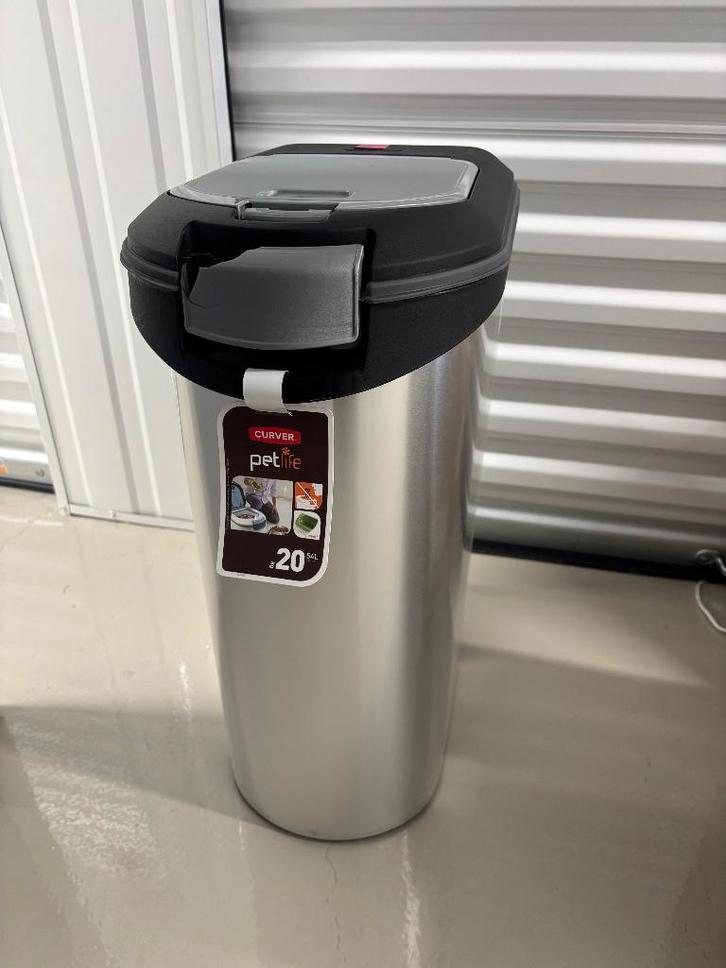 Curver PetLife voercontainer – 54L / 20kg – Dierenvoerbak, Dieren en Toebehoren, Hondenvoerbakken en Drinkbakken, Nieuw, Ophalen of Verzenden