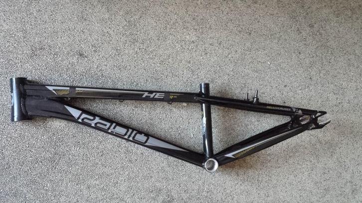 bmx race cruiser frame radio helium 22 pro xxl 24 inch comp, Fietsen en Brommers, Overige Fietsen en Brommers, Zo goed als nieuw