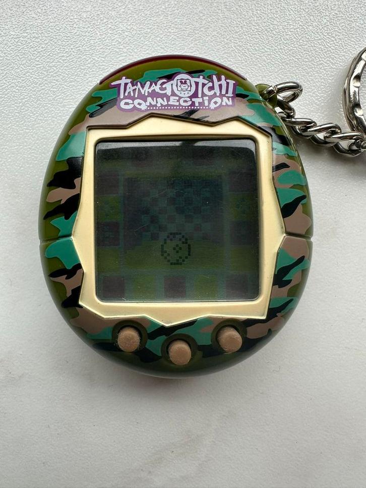 Tamagotchi Connection V2 USA Camo Groen, Verzamelen, Speelgoed, Gebruikt, Ophalen of Verzenden
