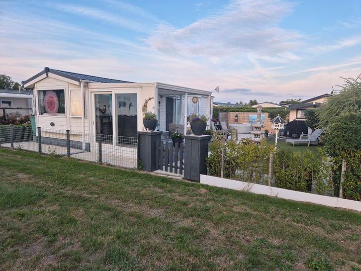 Kunststof chalet atlas chorus 4, Caravans en Kamperen, Stacaravans, tot en met 6, Ophalen of Verzenden
