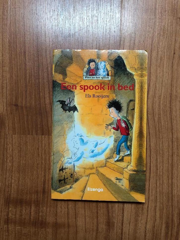 Els Rooijers Een spook in bed Pien&het spook Elzenga- AVI E5, Boeken, Kinderboeken | Jeugd | onder 10 jaar, Gelezen, Fictie algemeen