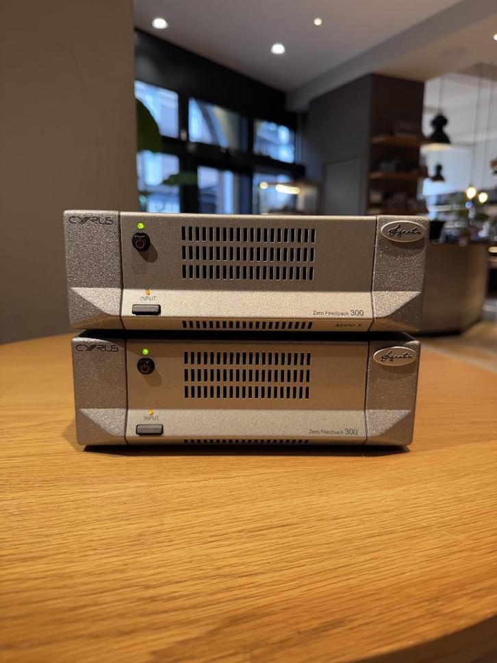 Set van 2 Cyrus Mono X 300 Signature monoblokken, Audio, Tv en Foto, Versterkers en Receivers, Gebruikt, Stereo, 120 watt of meer