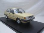 Volvo 343 GLS 1982 geel-beige 1:18 T9, Ophalen of Verzenden, Nieuw, Auto, Overige merken