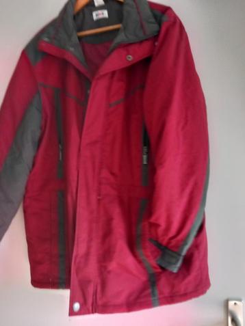 Winterjas - Warm en Stijlvol! beschikbaar voor biedingen