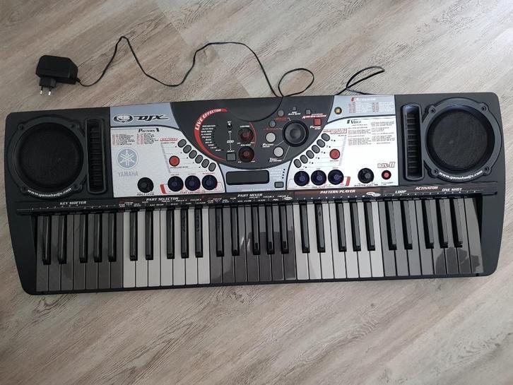 Keyboard Yamaha DJX 2, Muziek en Instrumenten, Keyboards, Zo goed als nieuw, 61 toetsen, Yamaha, Ophalen