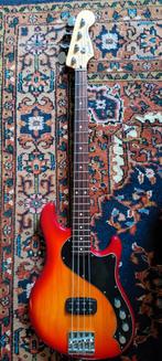 Fender Dimension Bass, Muziek en Instrumenten, Snaarinstrumenten | Gitaren | Bas, Ophalen of Verzenden, Zo goed als nieuw