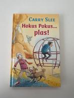 Carry Slee - Hokus Pokus... plas!, Ophalen of Verzenden, Gelezen, Fictie algemeen