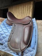 Bruin dressuurzadel, Dieren en Toebehoren, Ophalen of Verzenden, Zo goed als nieuw, Dressuur